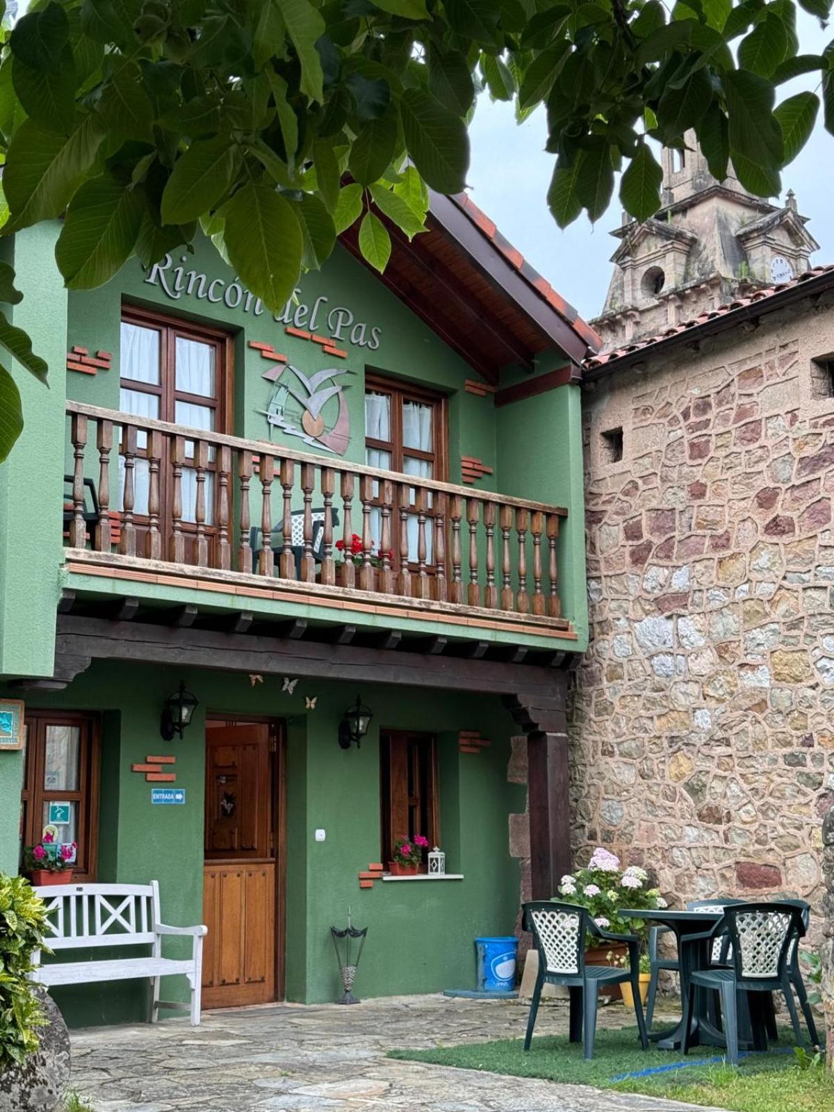 Posada Rincon Del Pas Puente Viesgo Exterior photo